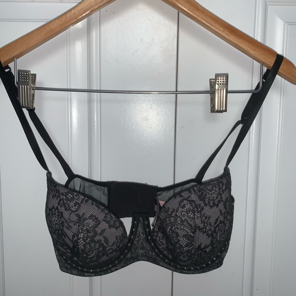 Victoria’s Secret Black Lace Bra